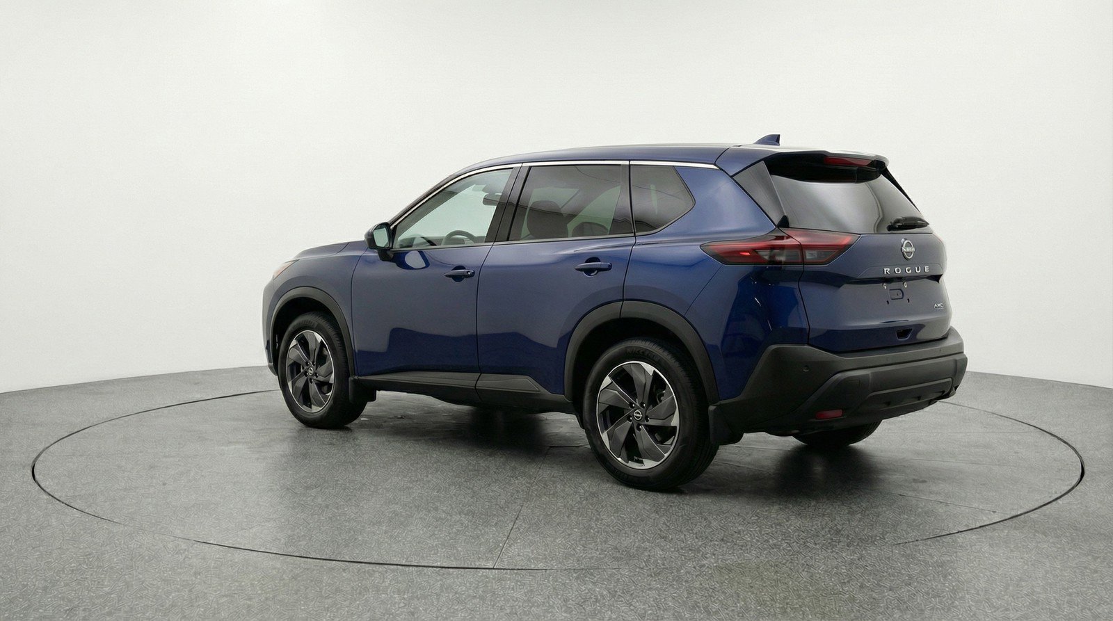 Used 2025 Nissan Rogue SV image 6
