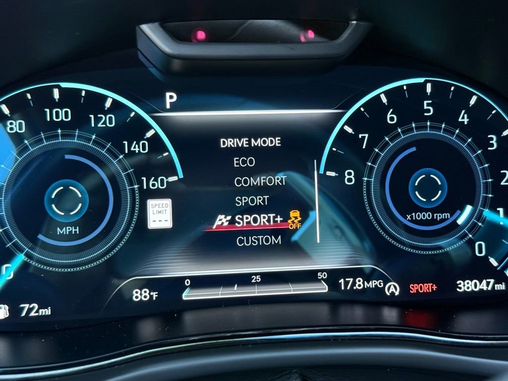 Used 2023 Genesis GV70 2.5T Sport Prestige w/ Sport Prestige Package image 4