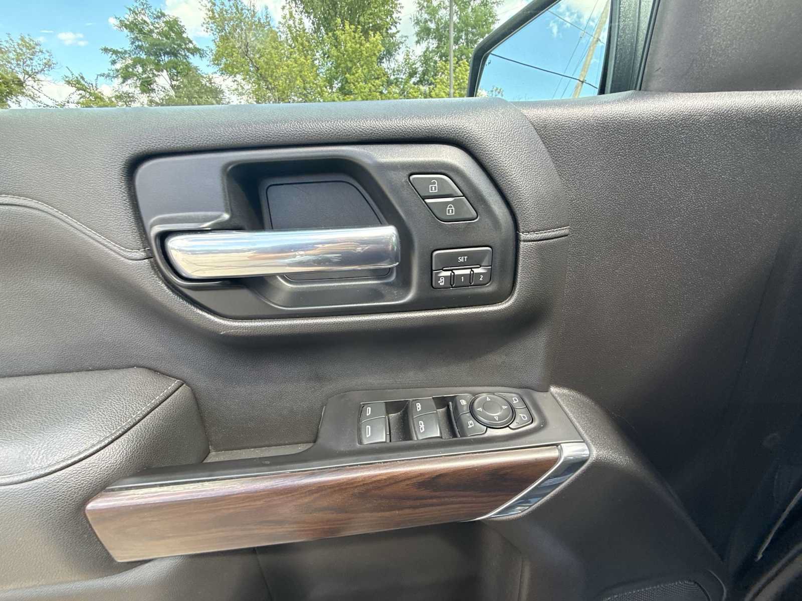 Certified 2019 GMC Sierra 1500 SLT w/ SLT Premium Plus Package AWD/4WD image 23