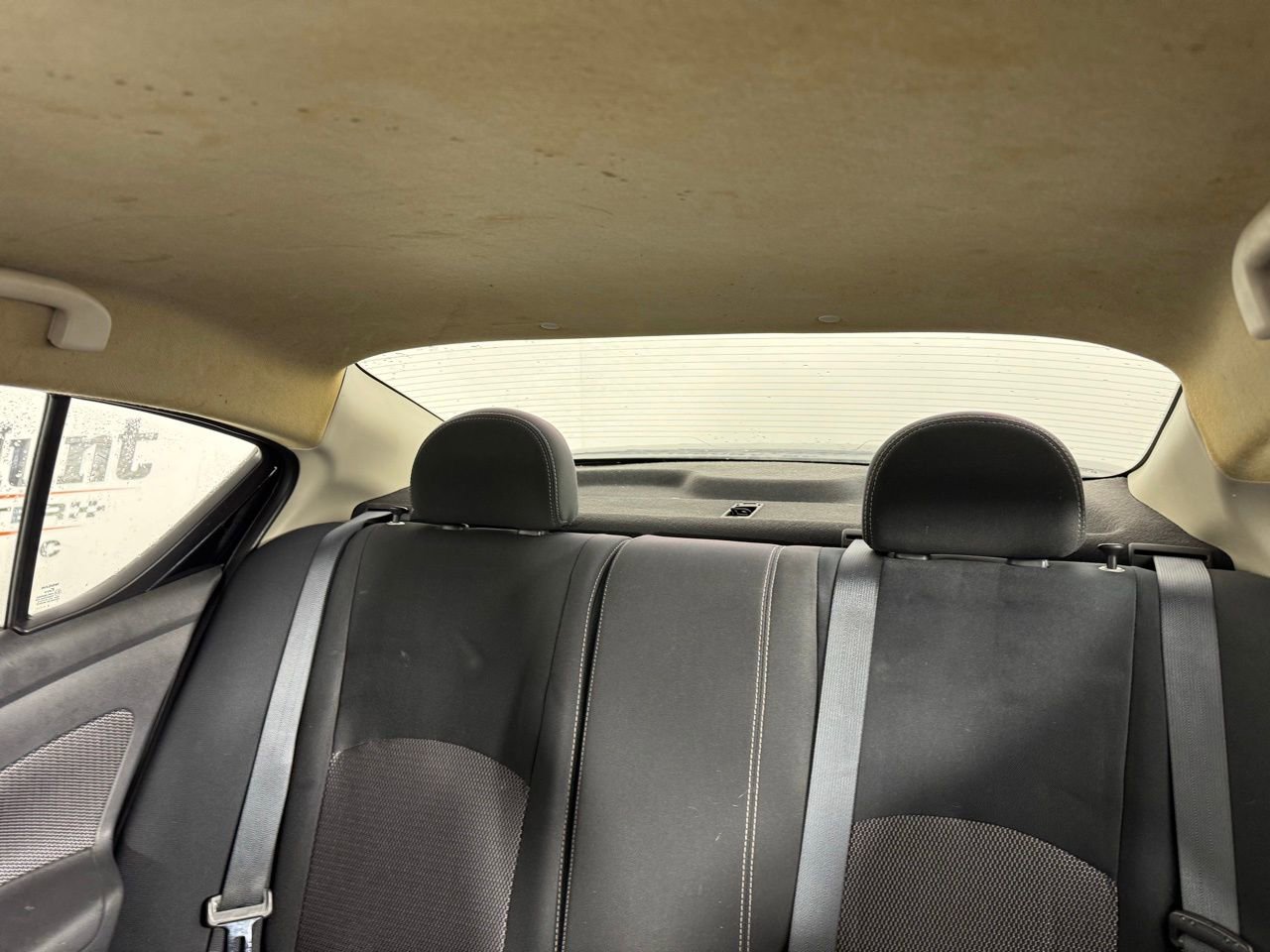 Used 2017 Nissan Versa SV w/ SV Special Edition Package image 4