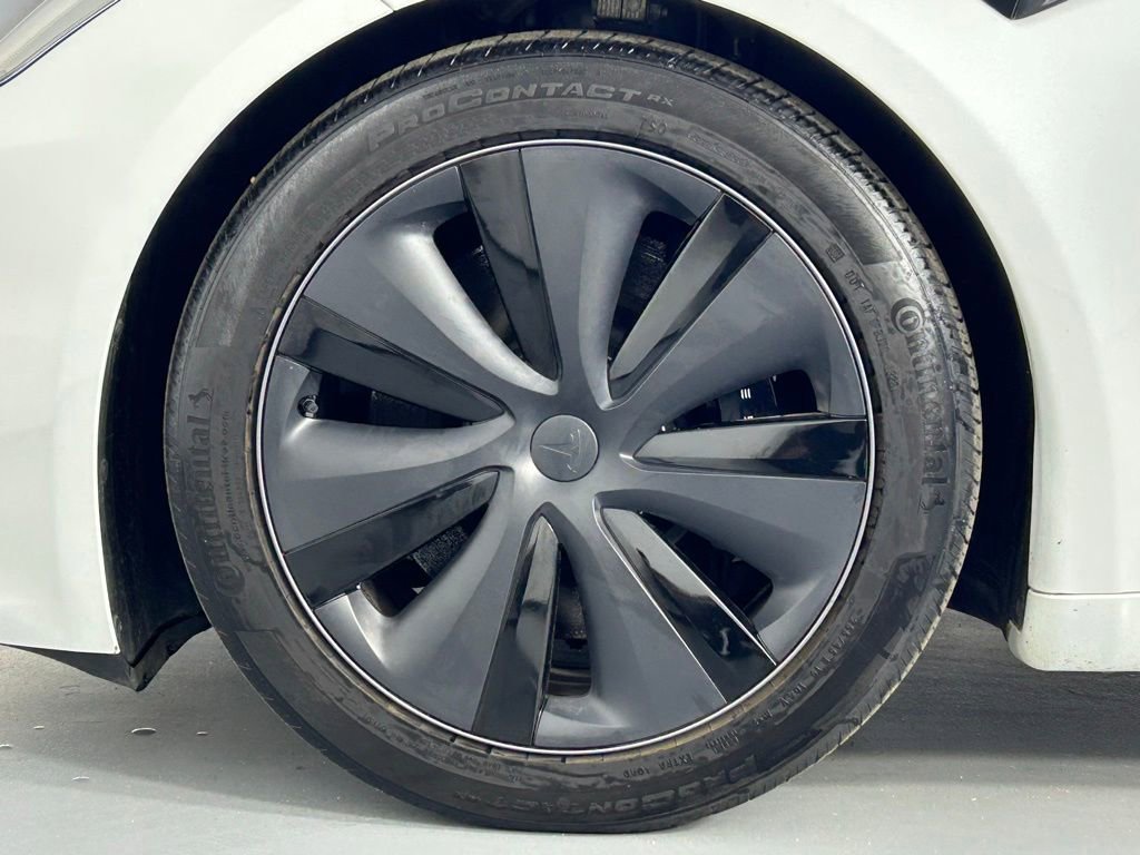 Used 2023 Tesla Model S Standard Range AWD/4WD image 38