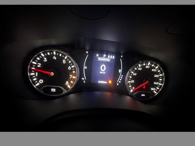 Used 2019 Jeep Renegade Latitude FWD image 18