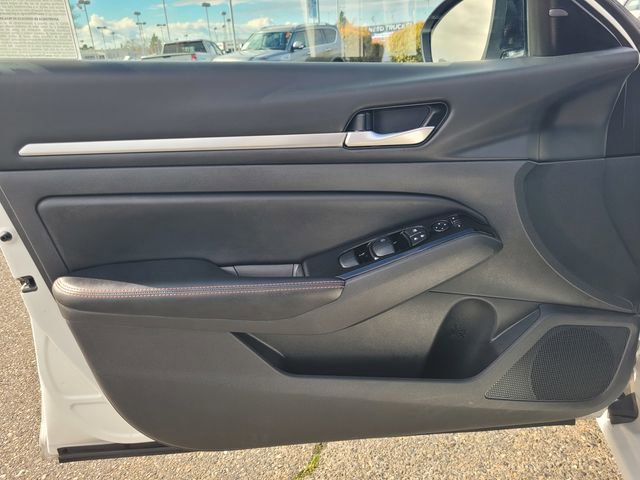 Certified 2024 Nissan Altima 2.5 SR image 18