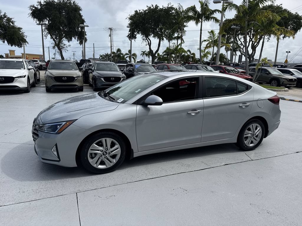 Used 2020 Hyundai Elantra Value Edition w/ Winter Weather Package FWD image 10