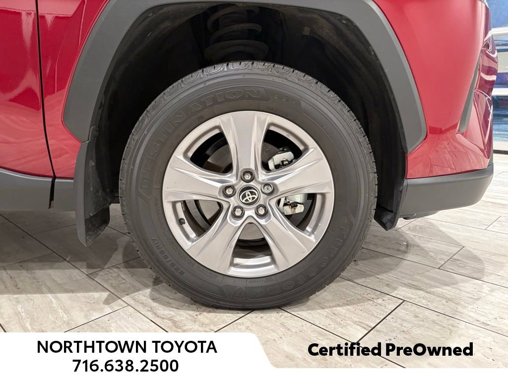 Used 2025 Toyota RAV4 XLE w/ Convenience Package image 37