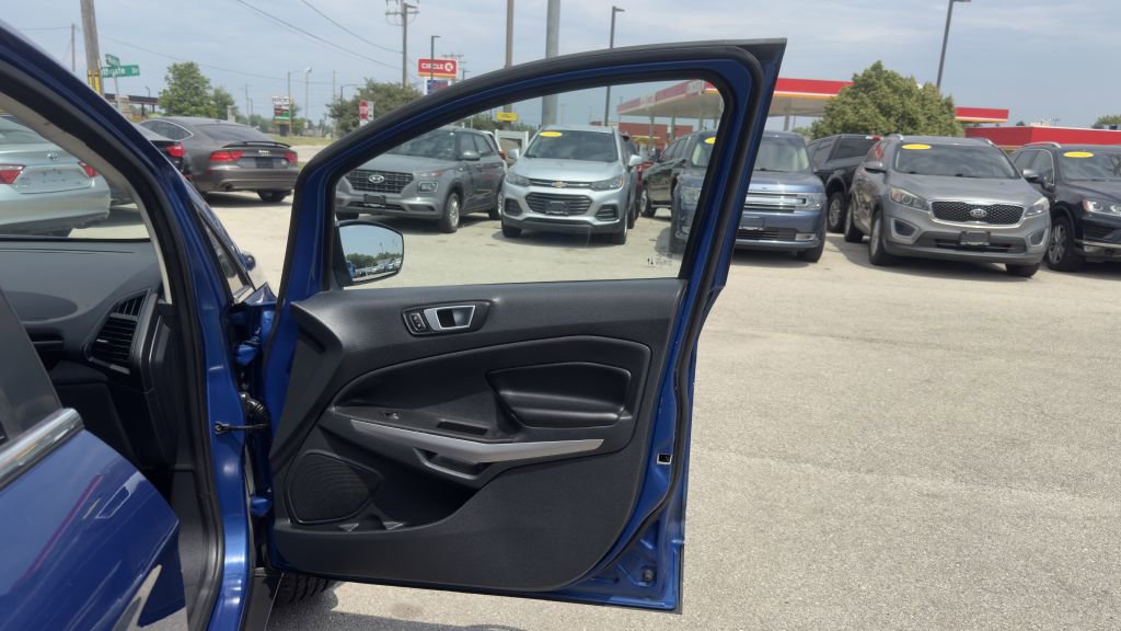 Used 2020 Ford EcoSport Titanium FWD image 26