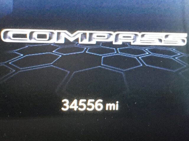 Used 2022 Jeep Compass Latitude image 15