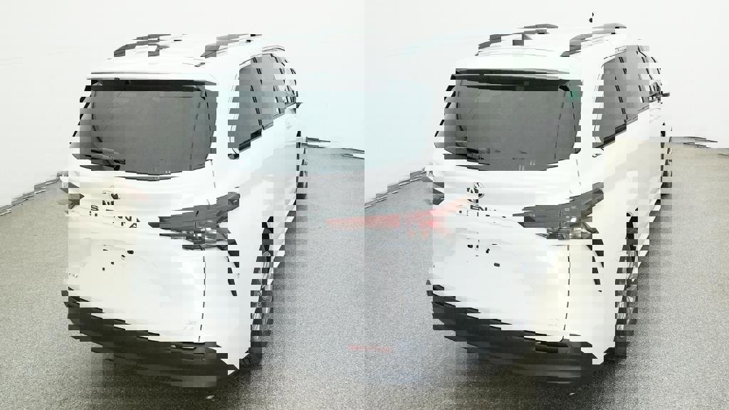 New 2026 Toyota Sienna XLE image 8