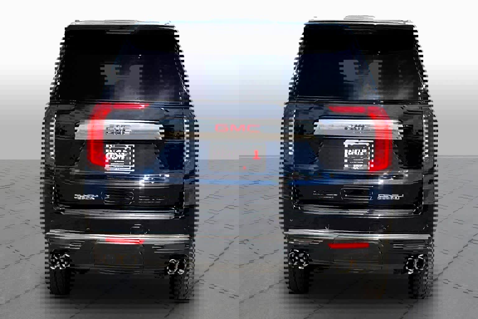Used 2023 GMC Yukon XL Denali image 5