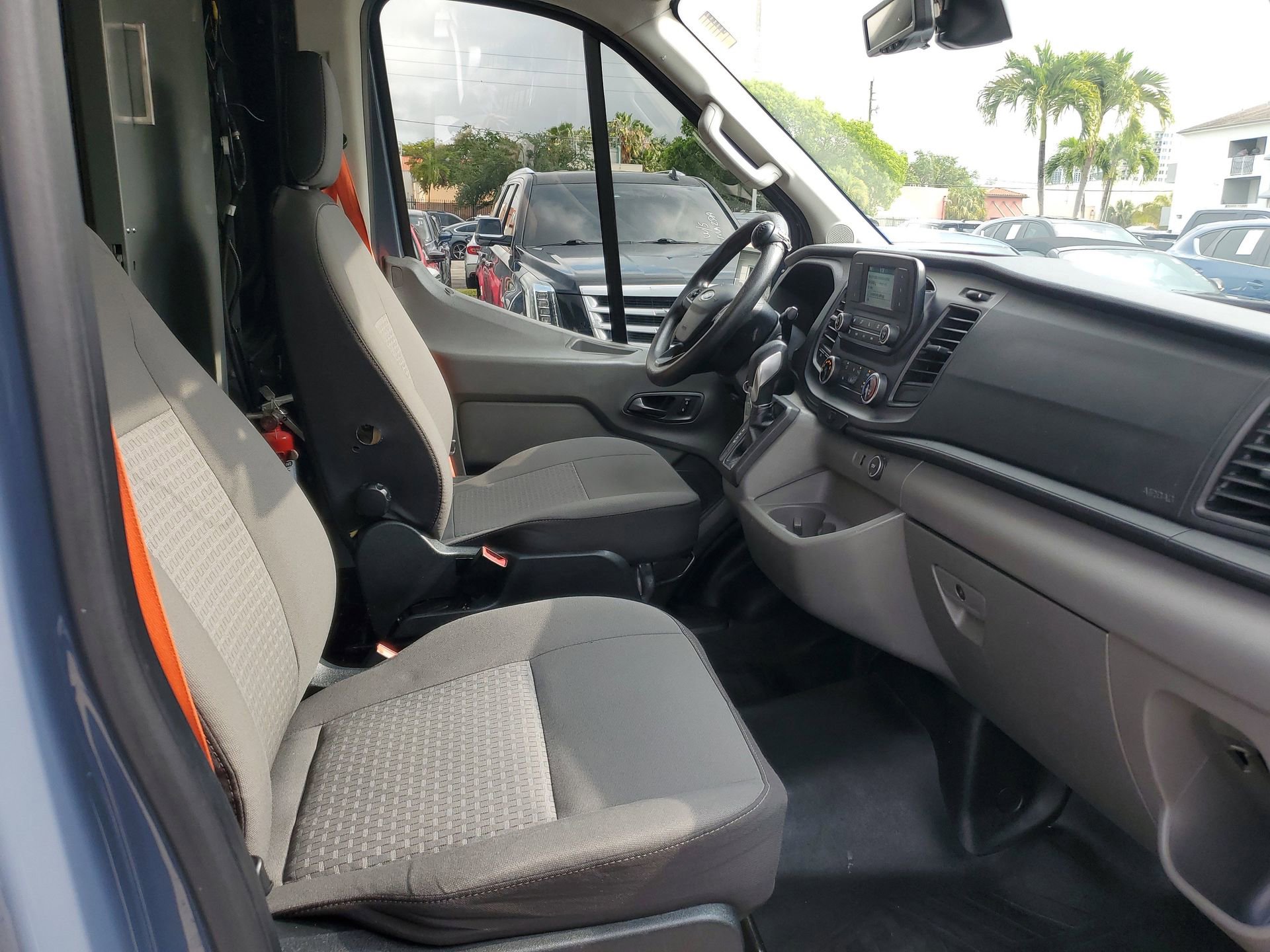 Used 2020 Ford Transit 250 148 High Roof Extended RWD image 15