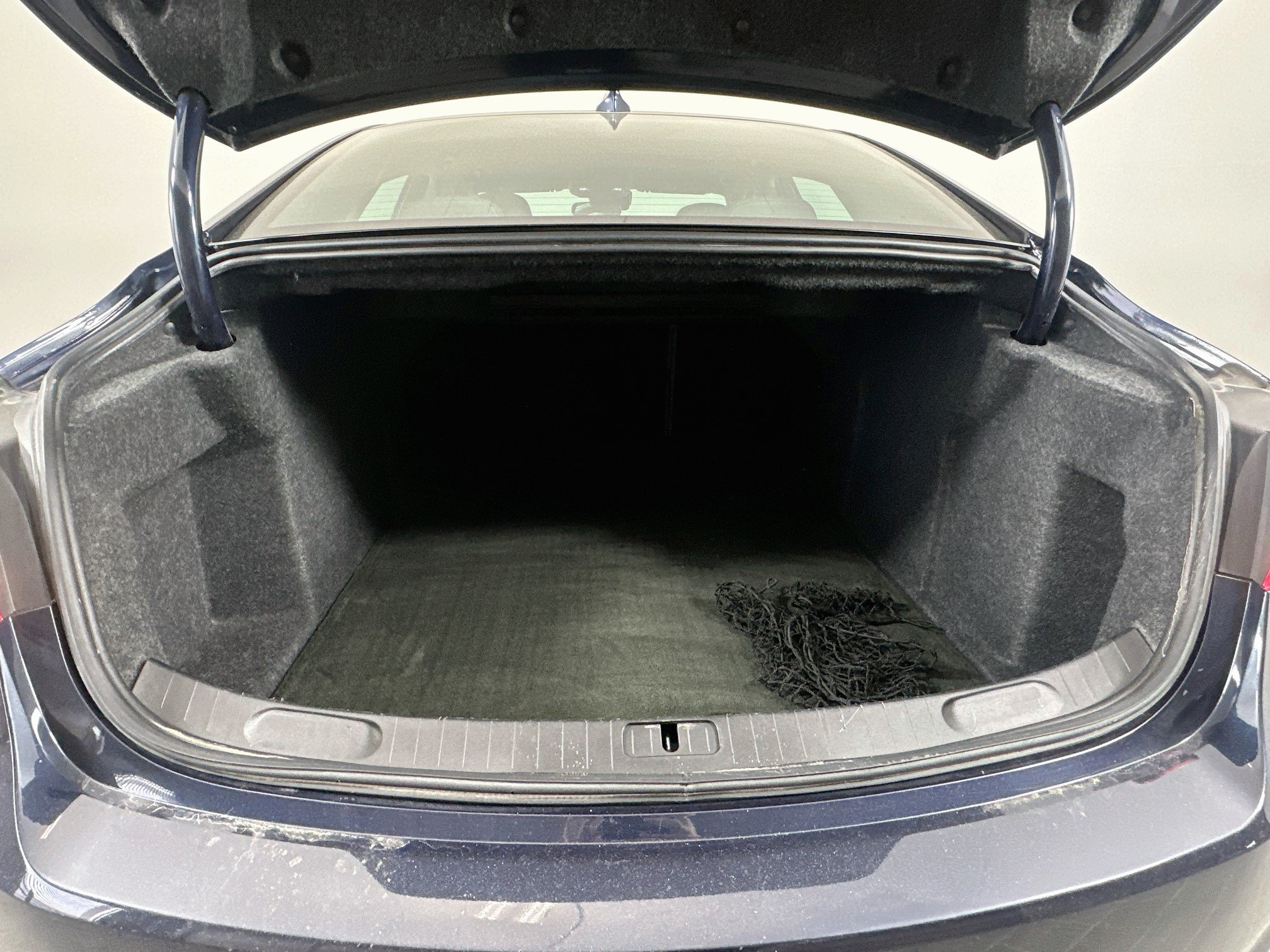Used 2017 Chevrolet Impala Premier w/ Enhanced Convenience Package FWD image 24