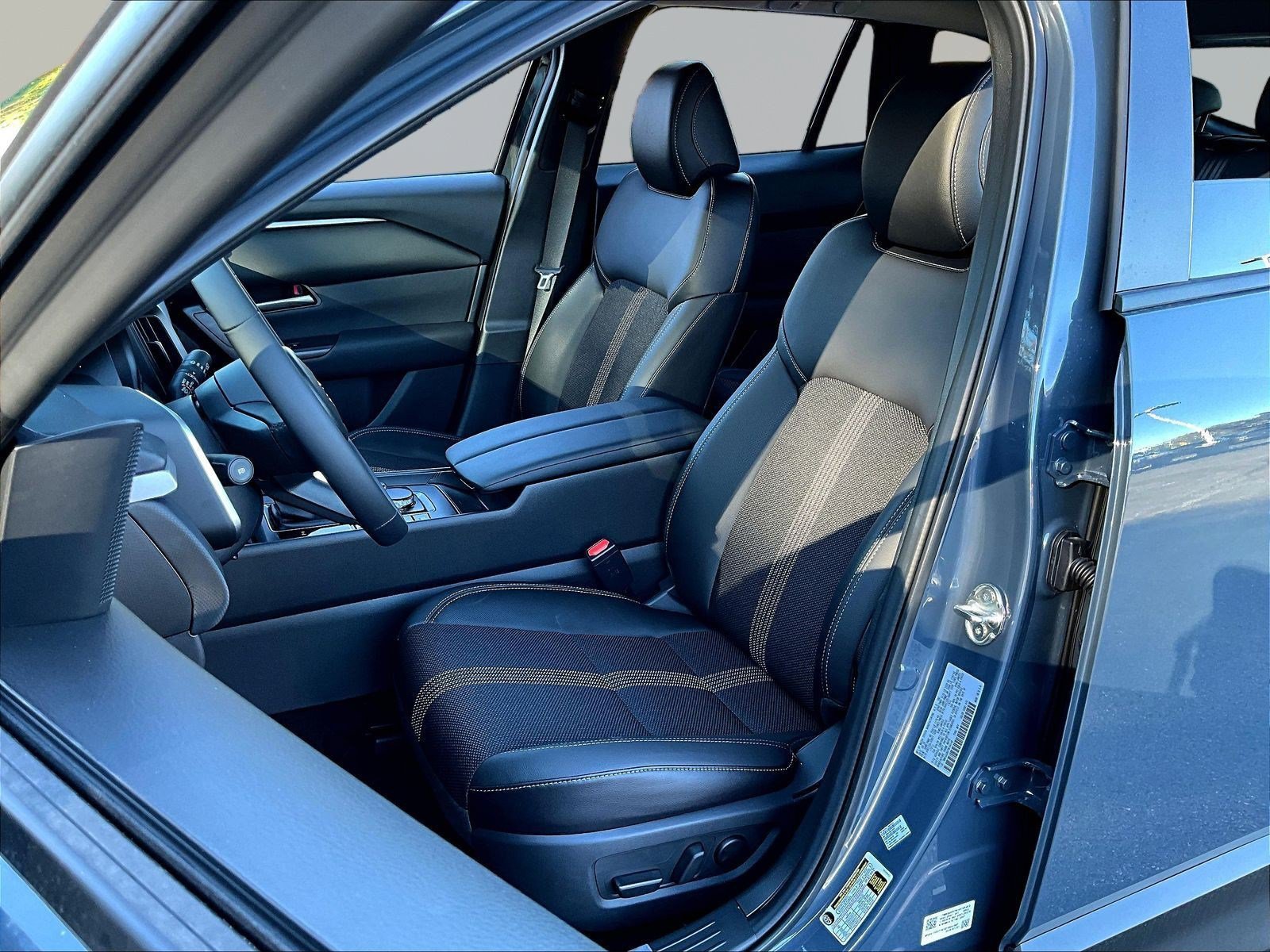 New 2026 MAZDA CX-50 2.5 Hybrid w/ Preferred Pkg AWD/4WD image 17