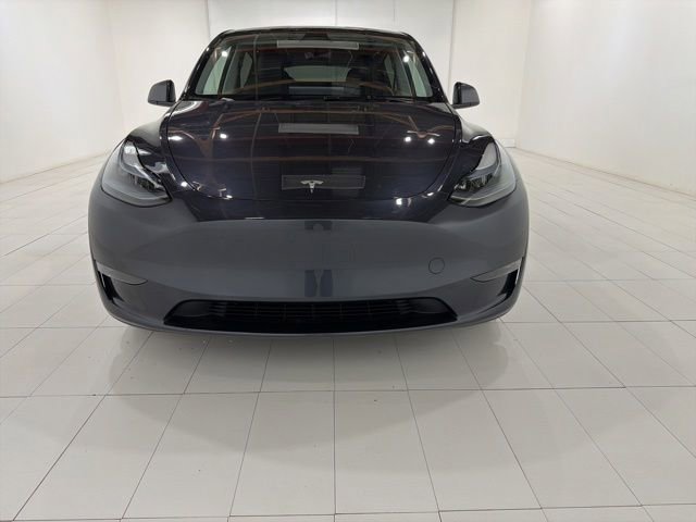 Used 2025 Tesla Model Y Long Range AWD/4WD image 8