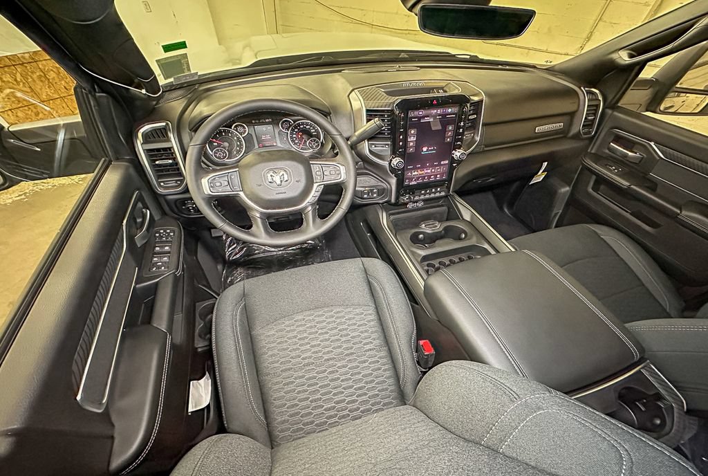 New 2026 RAM 2500 Big Horn AWD/4WD image 9