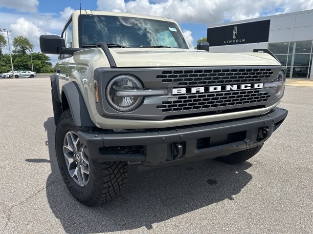 New 2025 Ford Bronco Badlands image 5