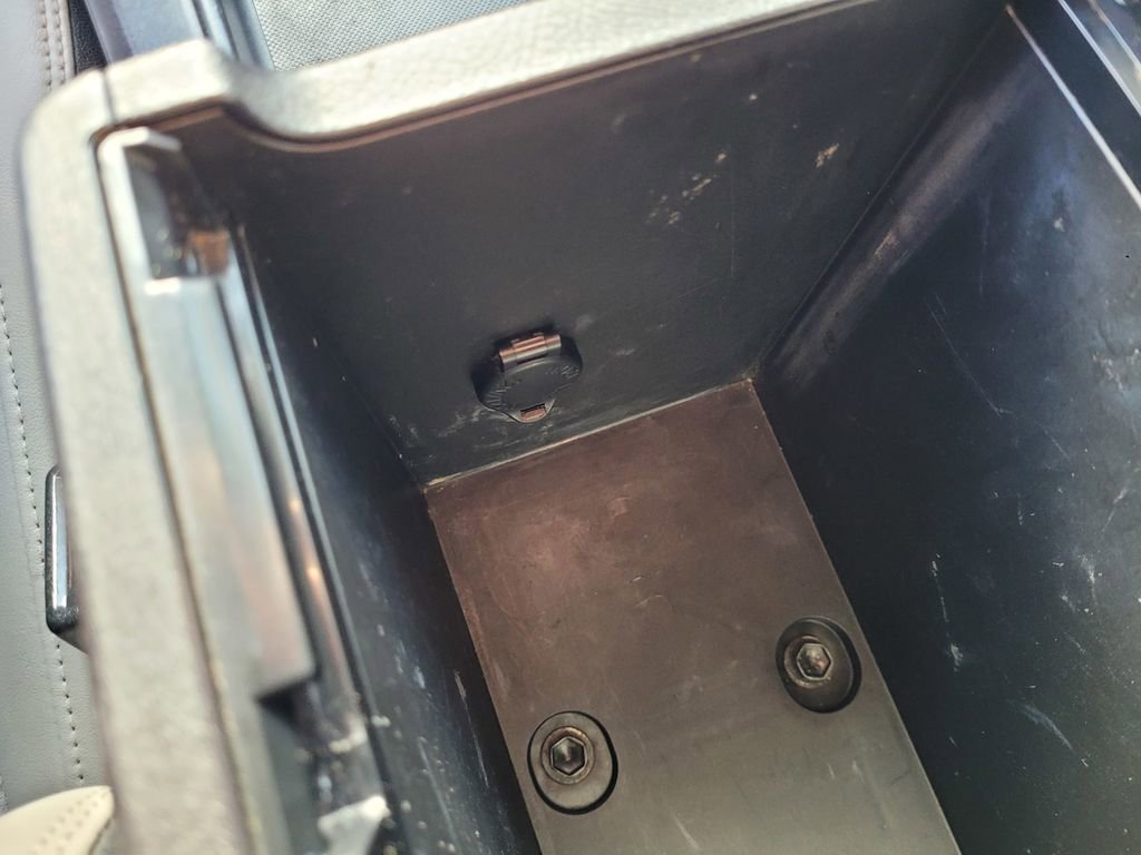 Used 2017 Toyota Camry SE image 20