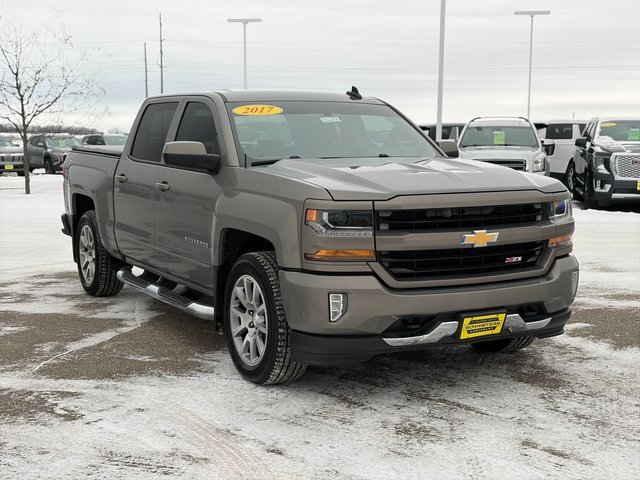 Used 2017 Chevrolet Silverado 1500 LT w/ All Star Edition image 3