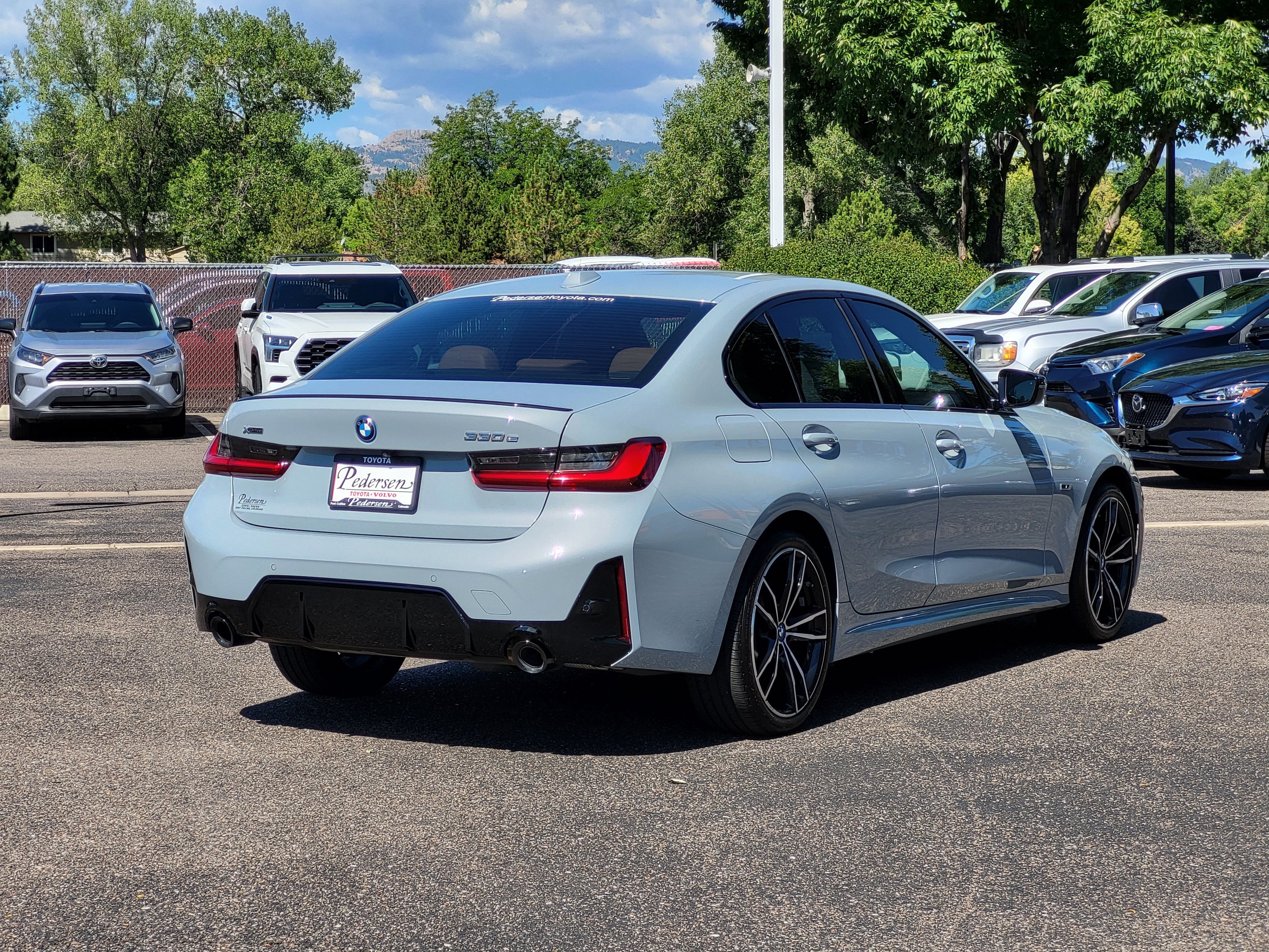 Used 2023 BMW 330e xDrive w/ M Sport Package AWD/4WD image 4
