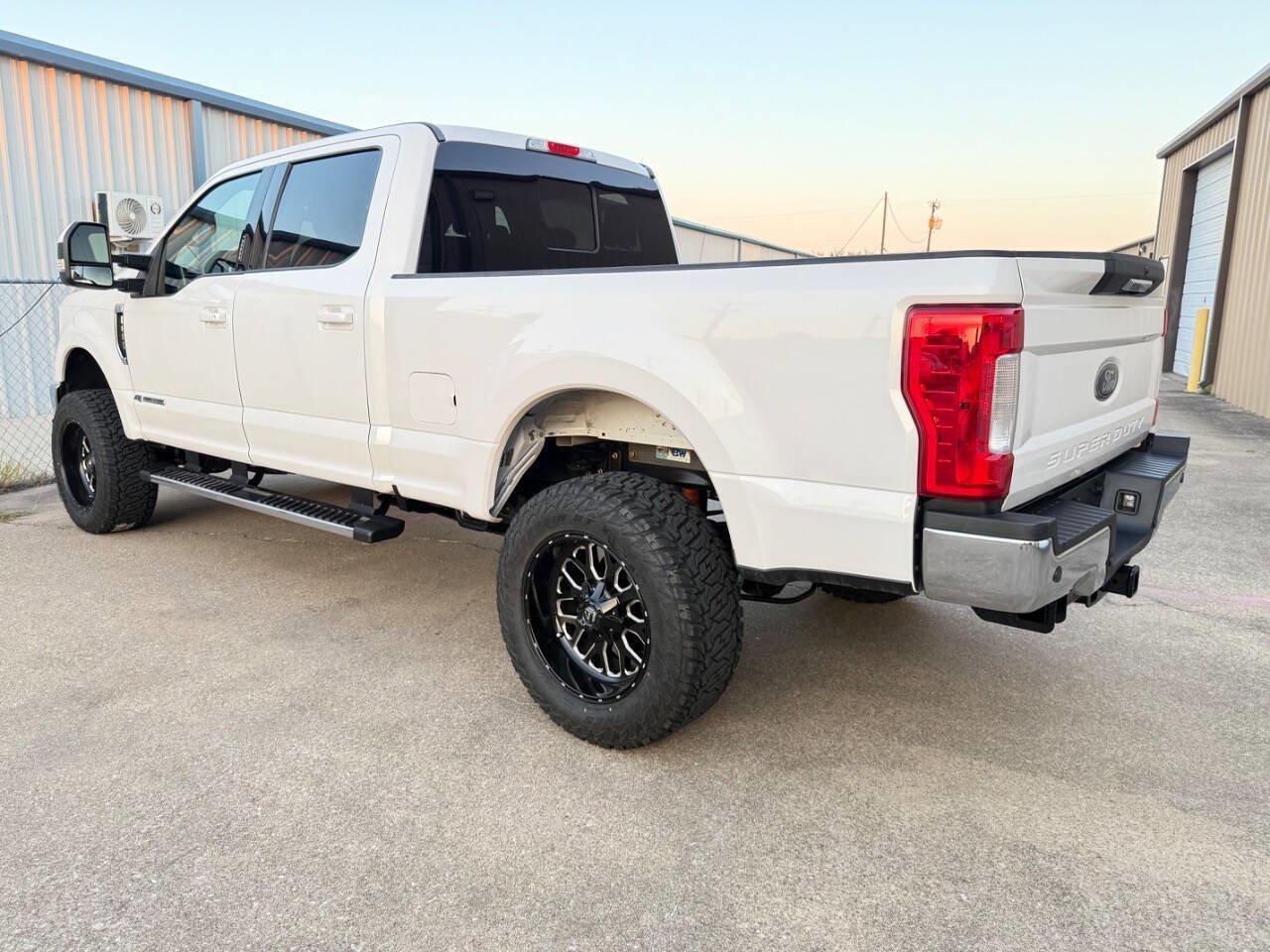 Used 2017 Ford F350 Lariat w/ Lariat Value Package image 9