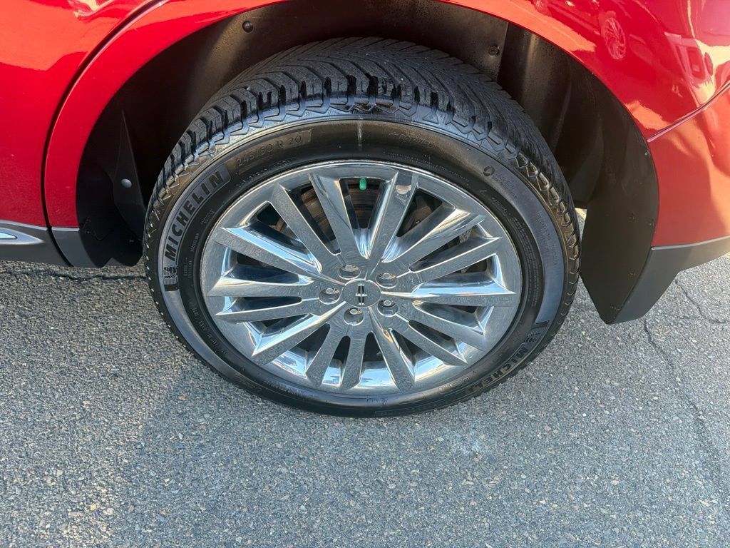 Used 2013 Lincoln MKX AWD image 31