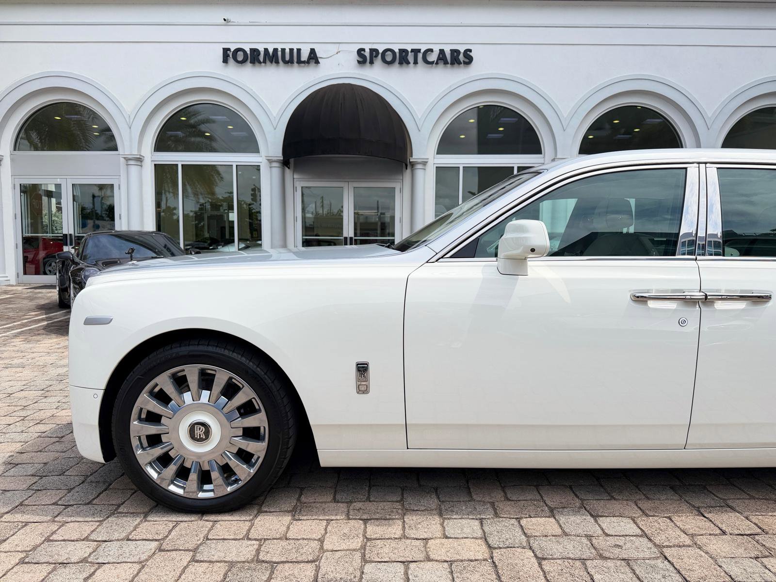 Used 2019 Rolls-Royce Phantom Sedan RWD image 20