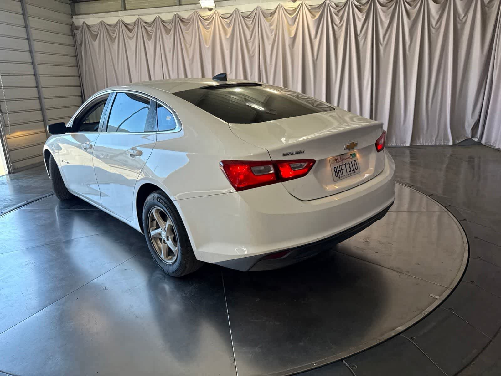 Used 2018 Chevrolet Malibu LS FWD image 6