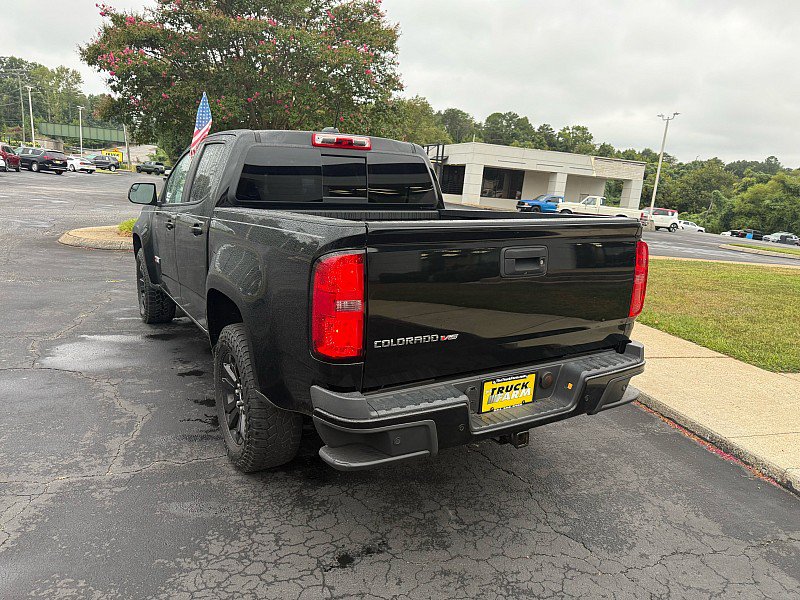 Used 2019 Chevrolet Colorado Z71 w/ Z71 Midnight Edition AWD/4WD image 3