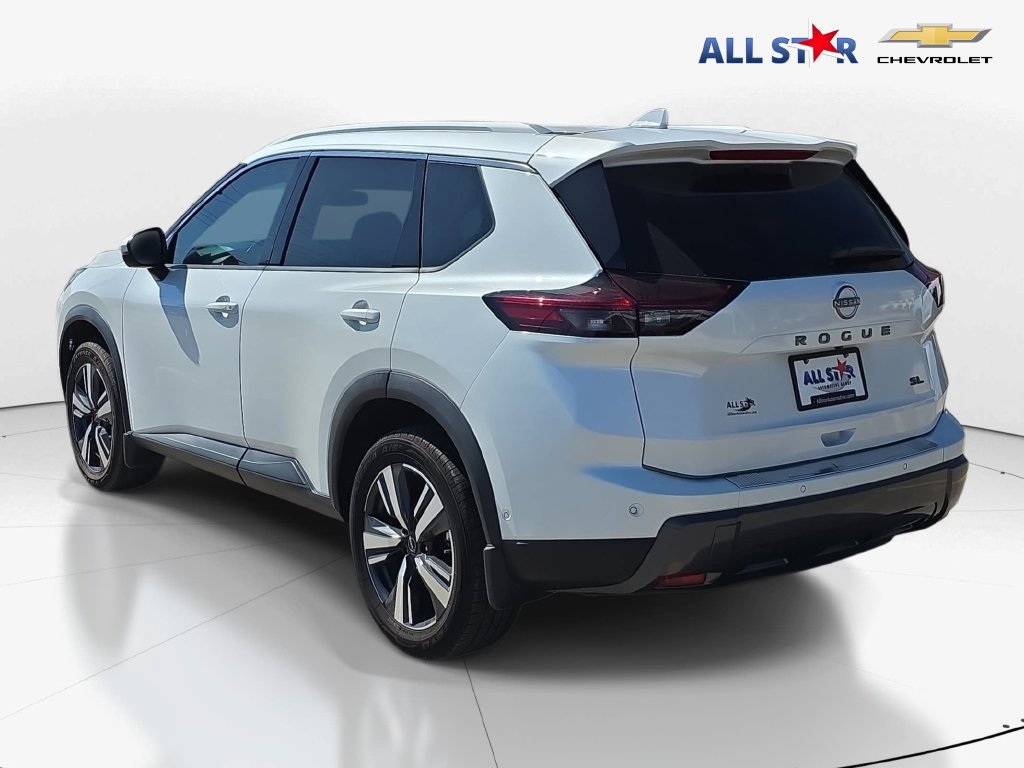 Used 2024 Nissan Rogue SL w/ SL Premium Package FWD image 6