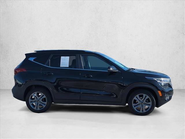 Used 2022 Kia Seltos S FWD video 4