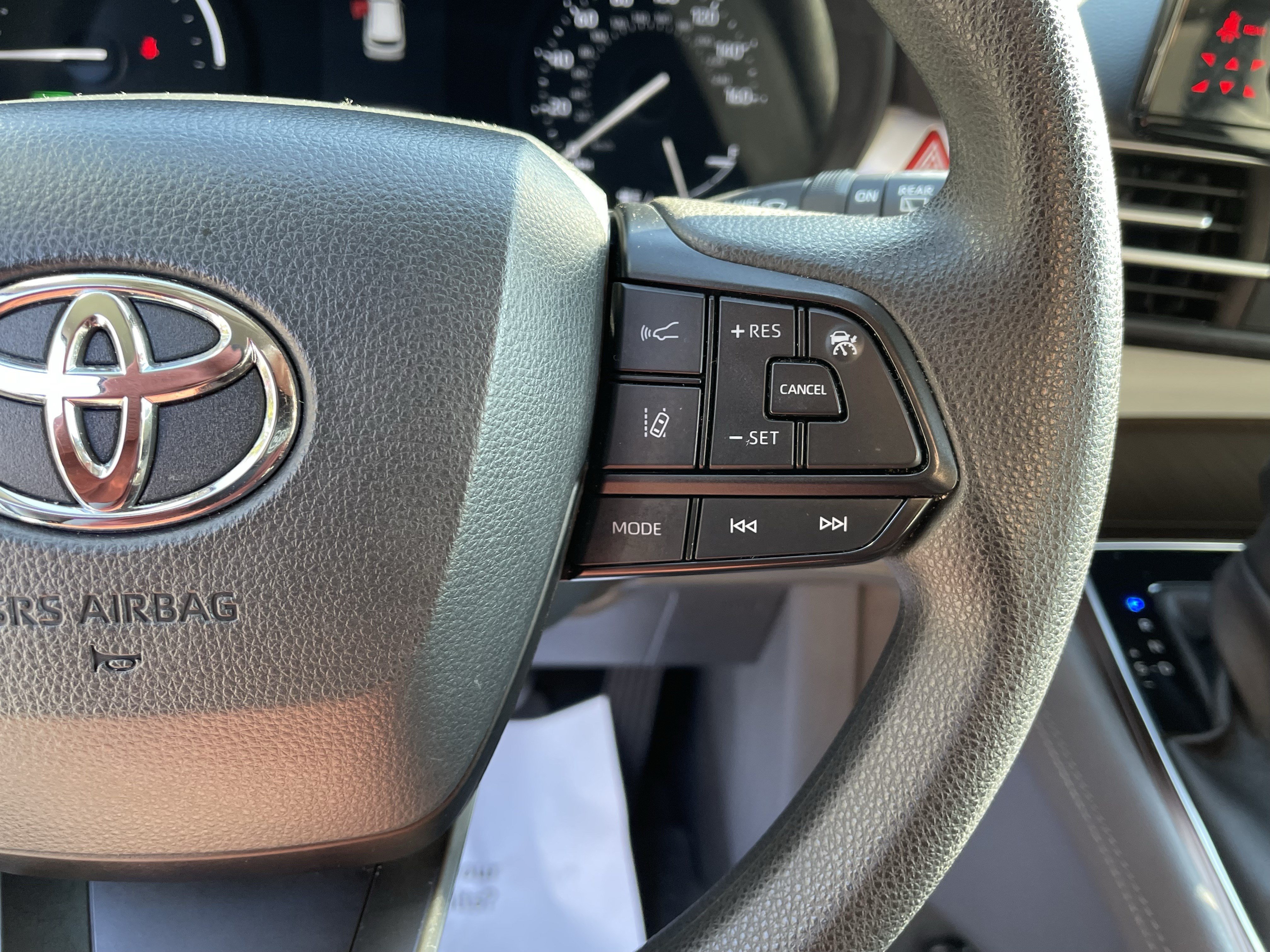 Certified 2024 Toyota Sienna LE AWD/4WD image 21