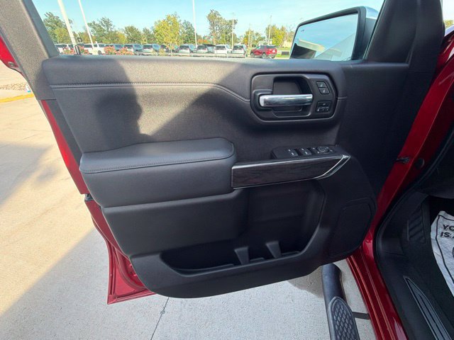 Used 2021 Chevrolet Silverado 1500 LTZ AWD/4WD image 11