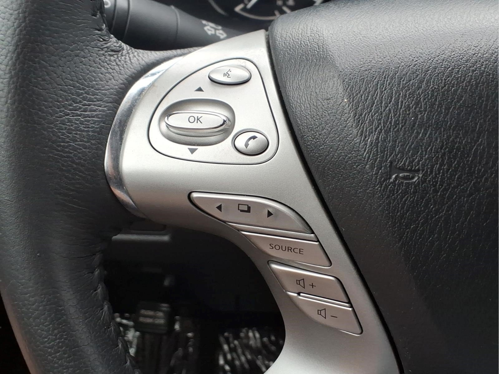 Certified 2018 Nissan Murano SV AWD/4WD image 17