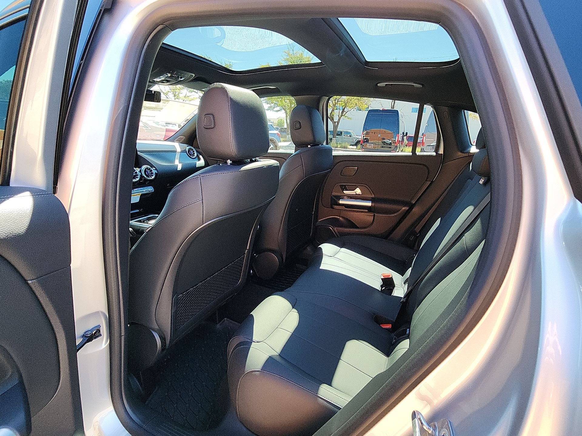 New 2025 Mercedes-Benz GLA 250 image 13