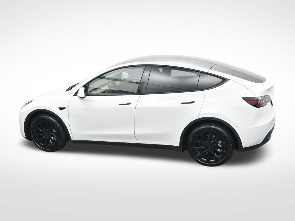Used 2023 Tesla Model Y Long Range AWD/4WD image 27