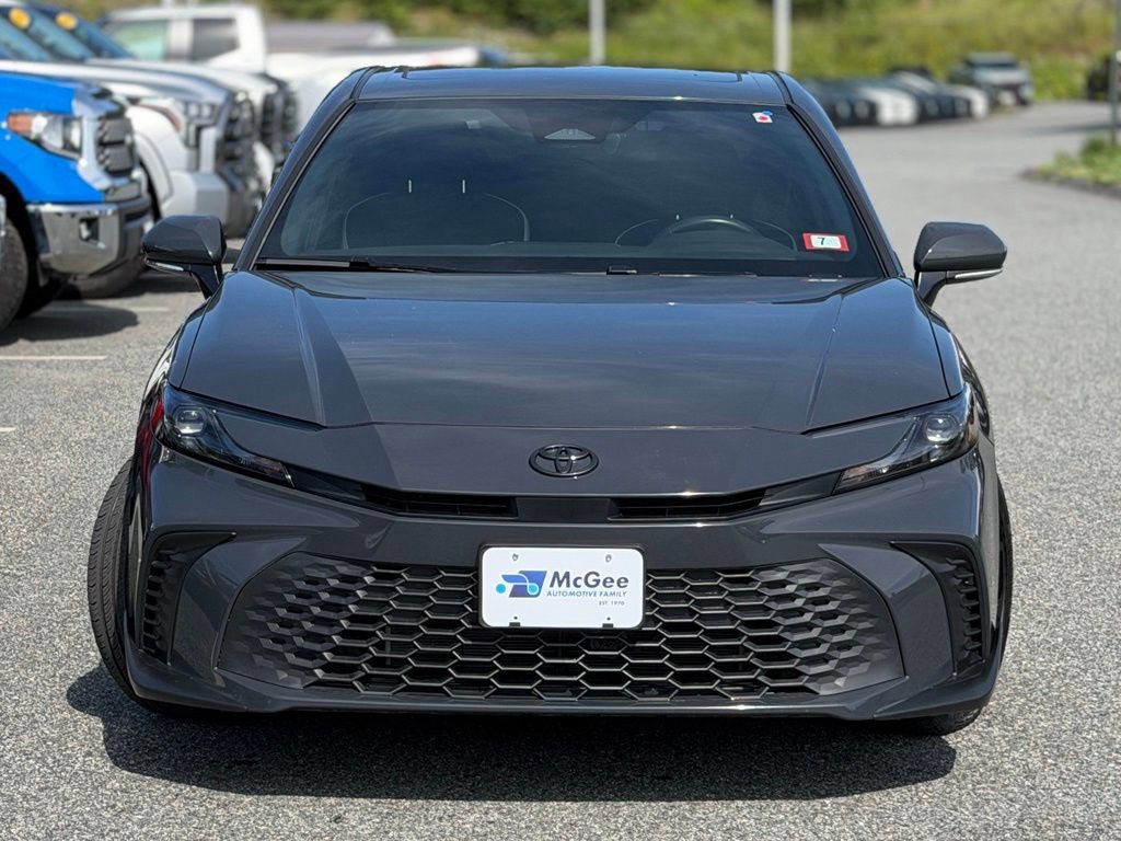 Used 2025 Toyota Camry SE w/ Convenience Package AWD/4WD image 2