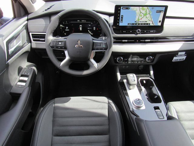 New 2025 Mitsubishi Outlander SE FWD image 11