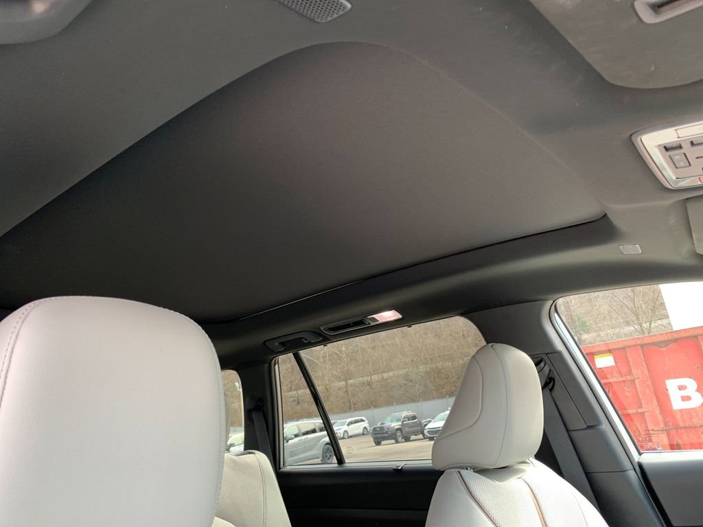Used 2024 Toyota Grand Highlander MAX Platinum image 20