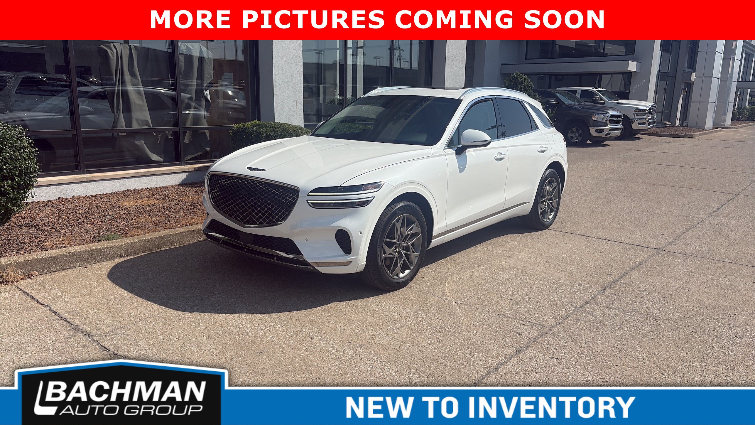 Used 2022 Genesis GV70 2.5T w/ Advanced Package AWD/4WD image 3