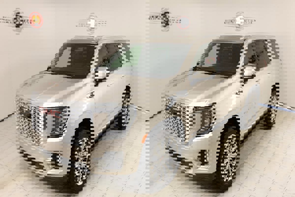 Used 2021 GMC Yukon Denali w/ Denali Ultimate Package image 35