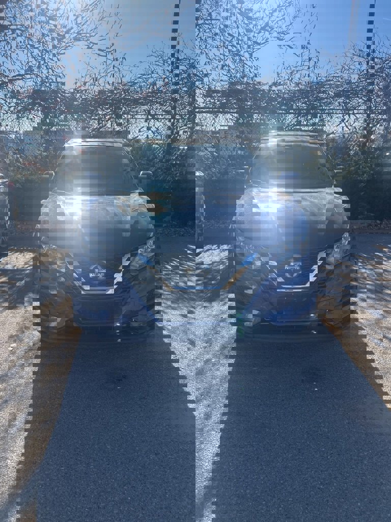 Used 2020 Nissan Rogue Sport S image 3