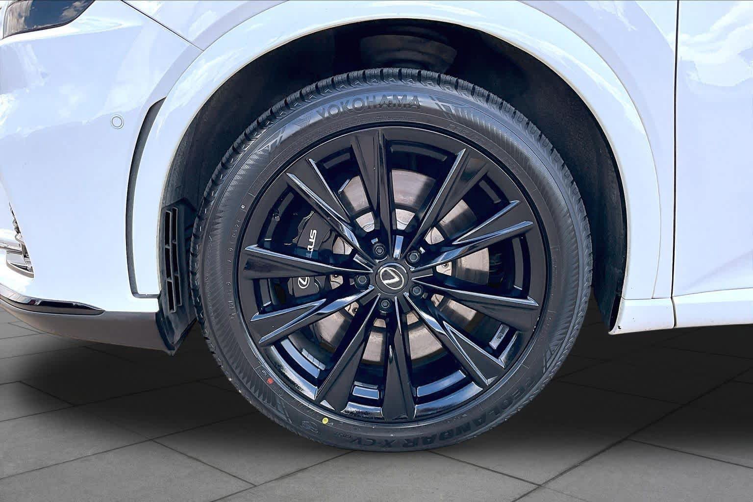 Used 2024 Lexus RX 500h F Sport AWD/4WD image 10