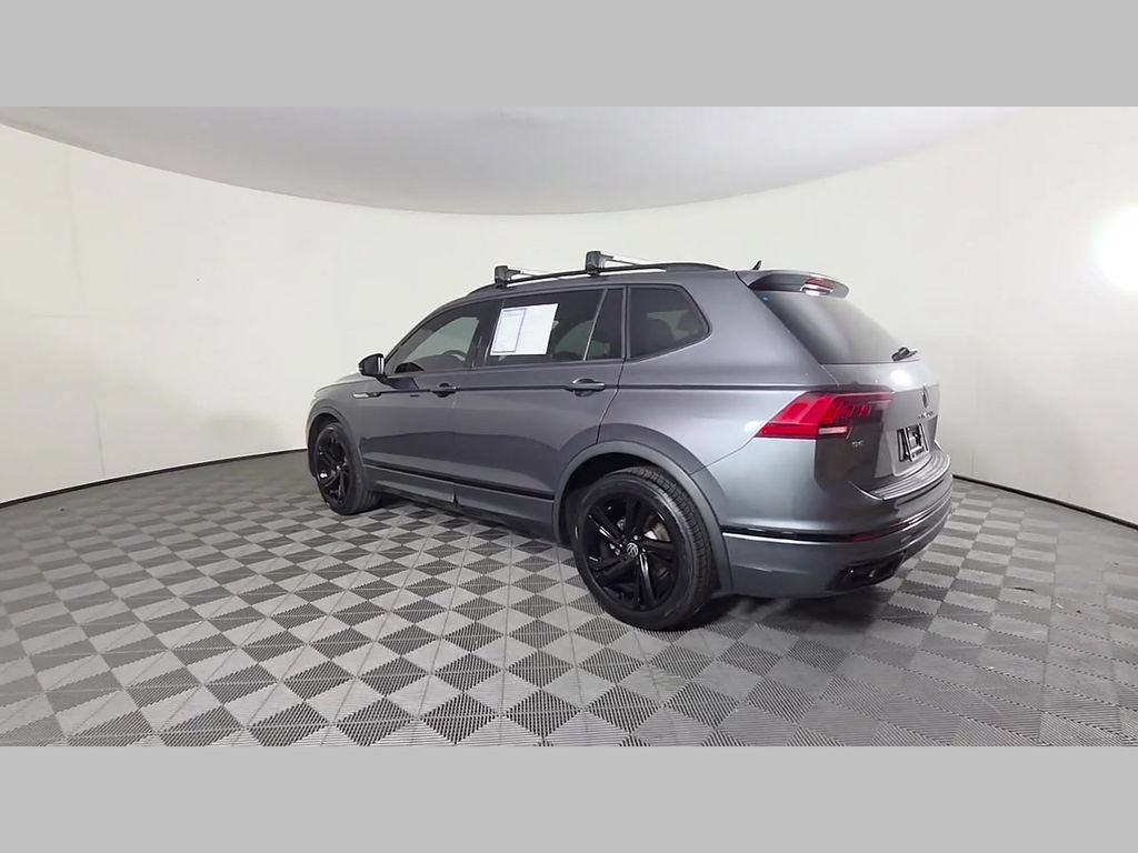 Used 2023 Volkswagen Tiguan SE R-Line FWD image 43