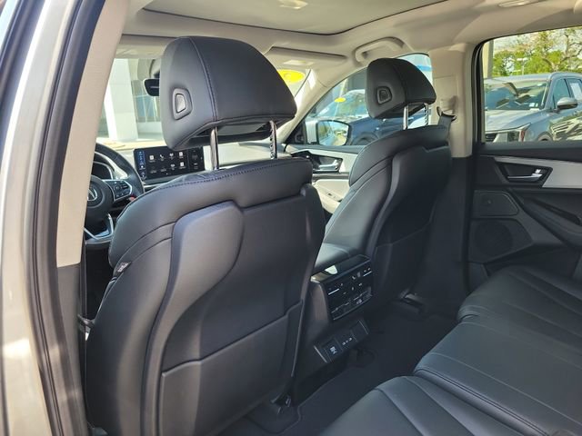 Used 2025 Acura MDX SH-AWD image 10