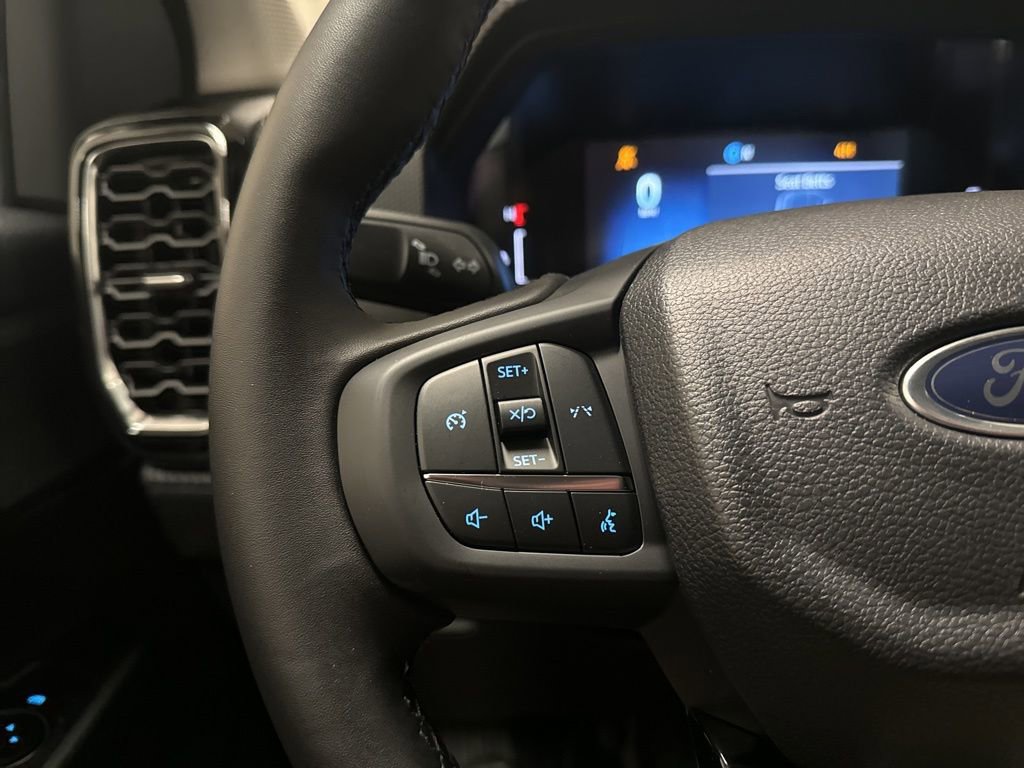 New 2026 Ford Ranger XLT w/ Black Appearance Package image 33