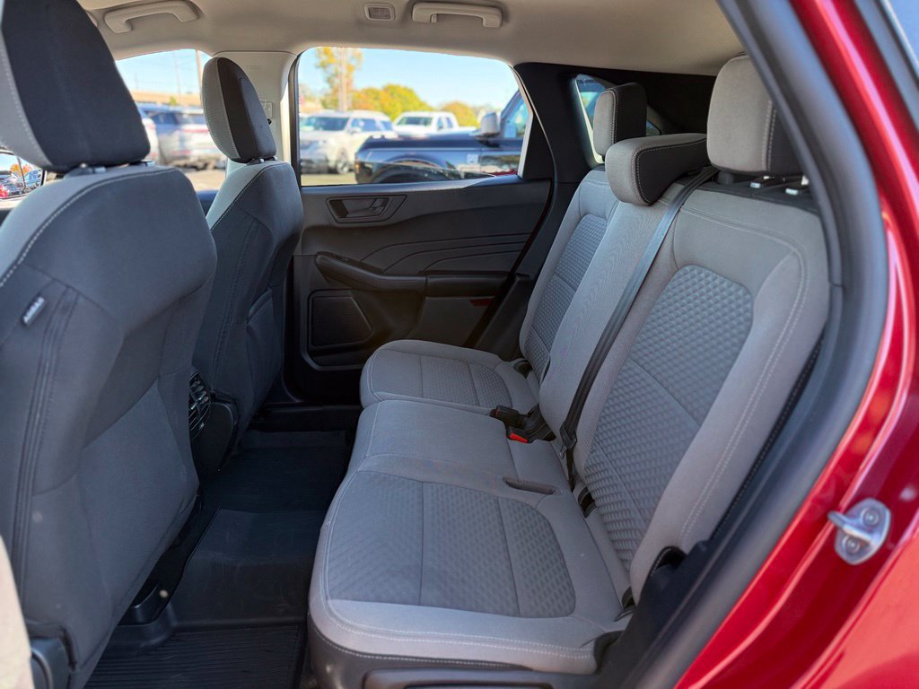 Used 2022 Ford Explorer XLT AWD/4WD image 11