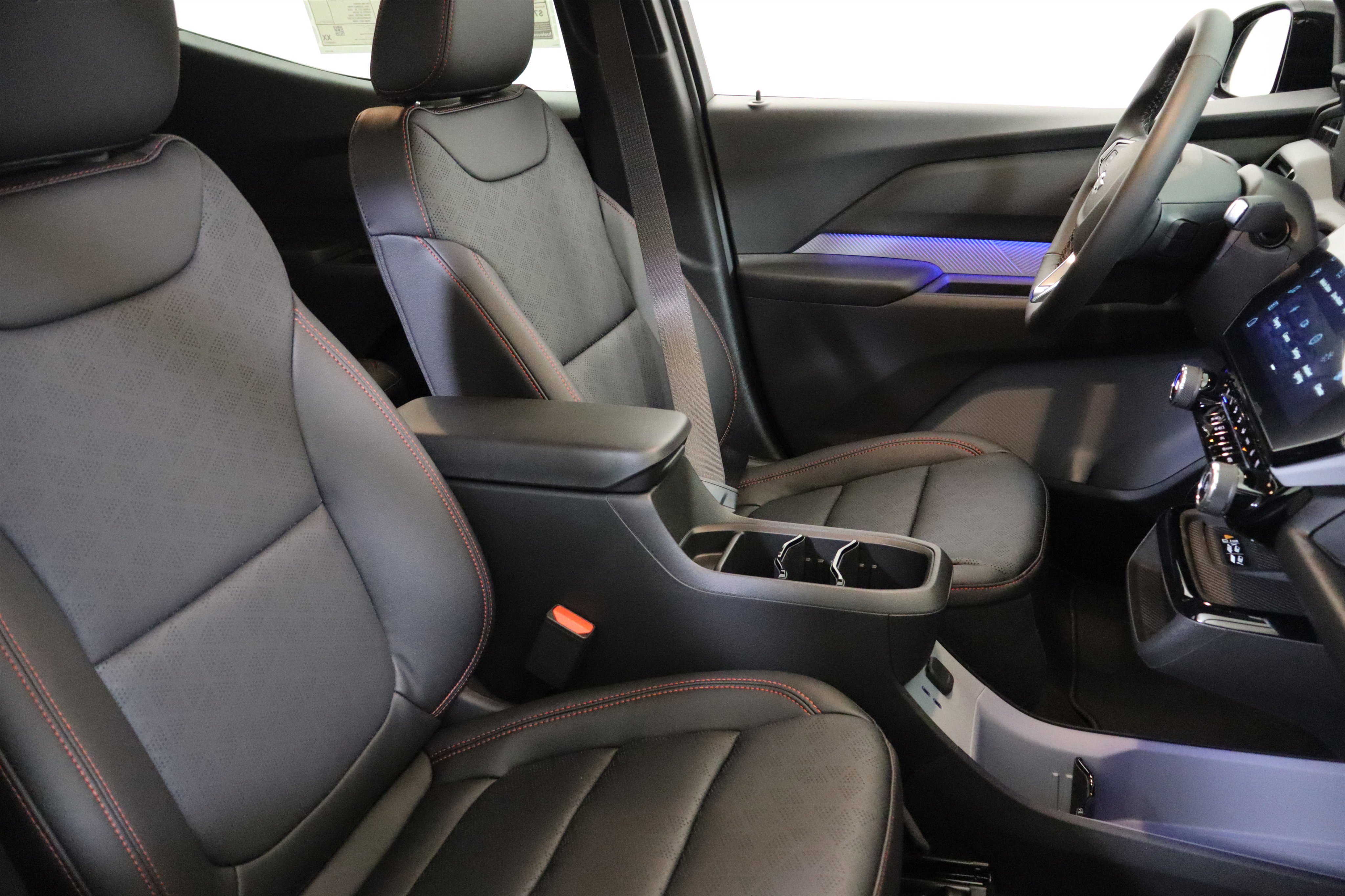 New 2027 Chevrolet Bolt RS w/ Technology Package image 21