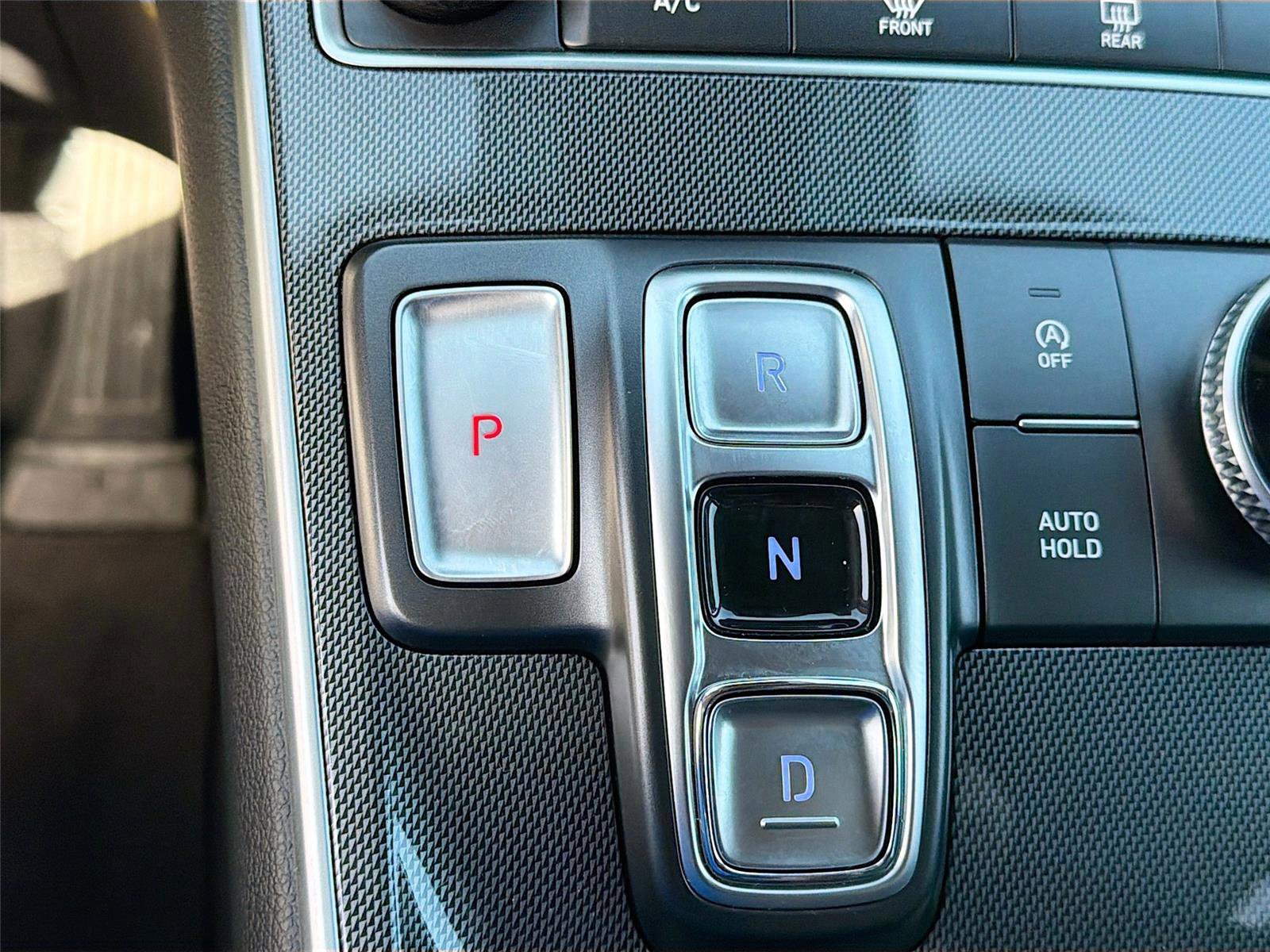 Used 2022 Hyundai Santa Fe SE image 17