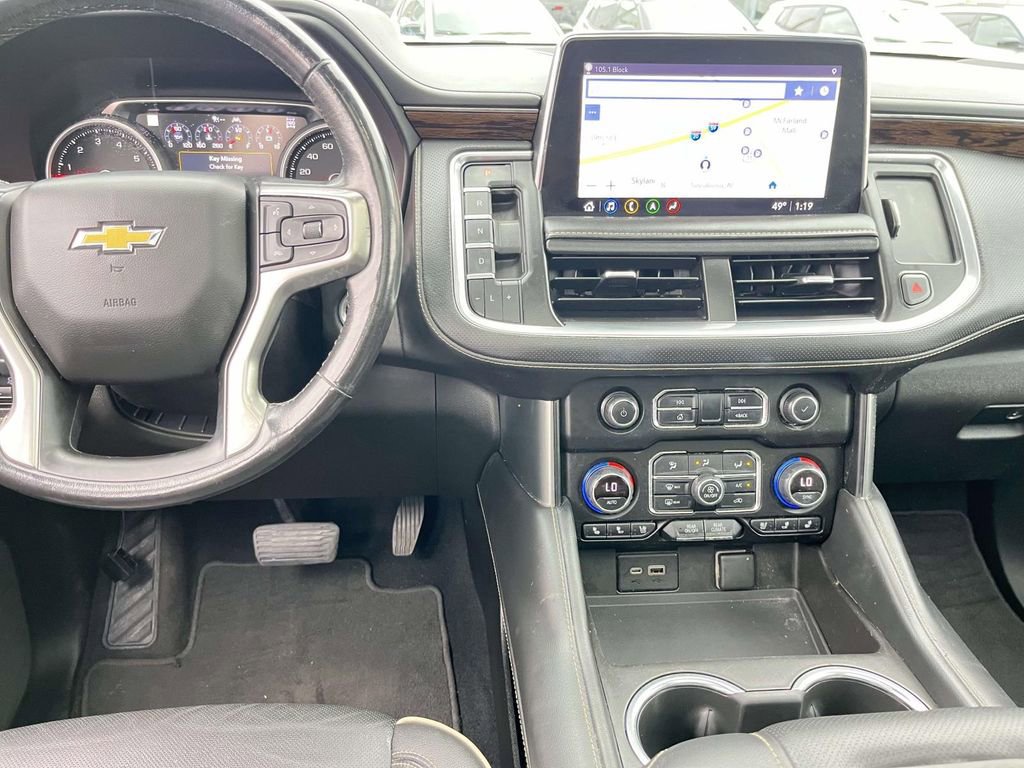 Used 2021 Chevrolet Suburban Premier w/ Premium Package image 29
