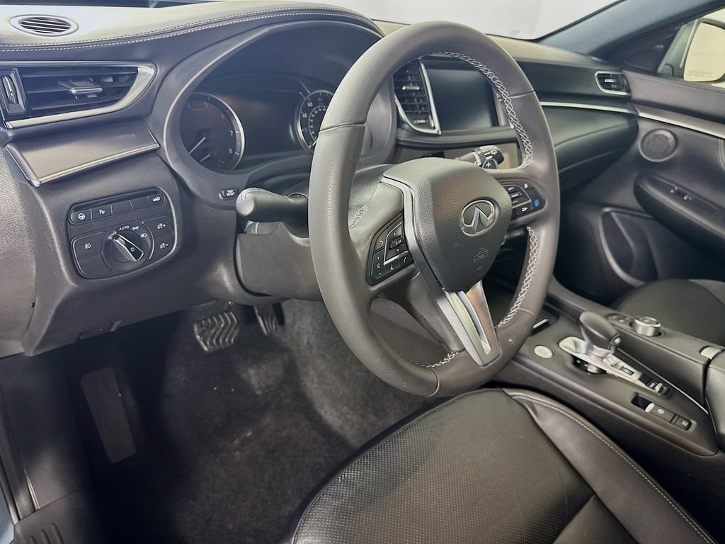 Certified 2023 INFINITI QX55 Luxe w/ Cargo Package AWD/4WD image 11