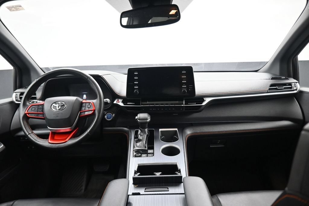 Used 2021 Toyota Sienna XSE FWD image 49
